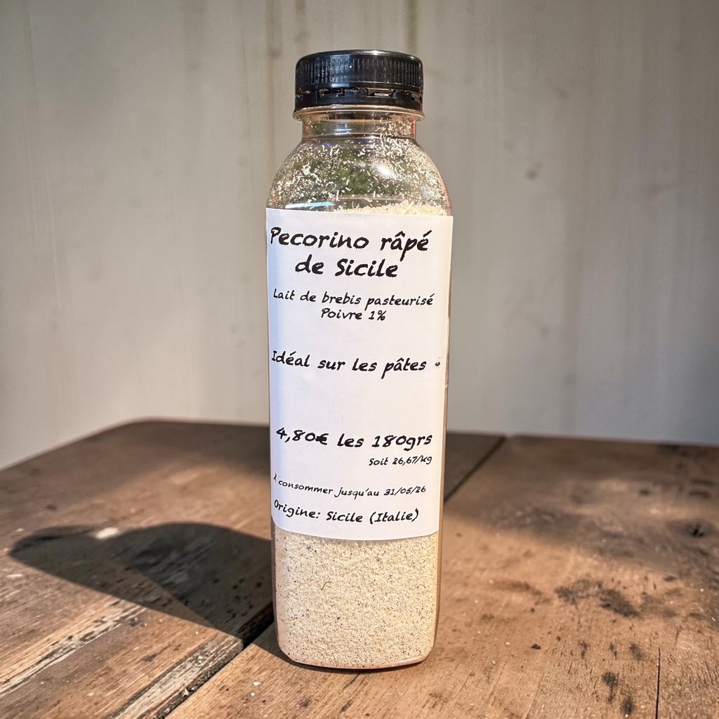 Pecorino au poivre râpé
